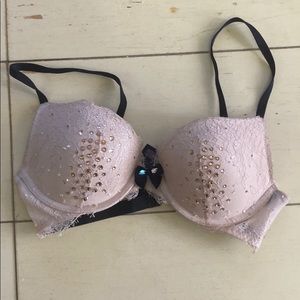 Victoria secret bombshell bra